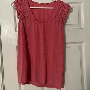 Loft tee with floral crochet cap sleeves, size M